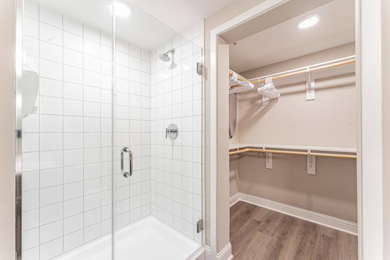 Upscale Modern Apts - Free Parking, Fast Wifi, Courtyard Apartamento Austin Exterior foto