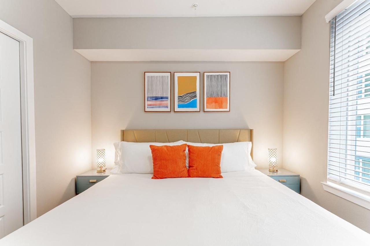 Upscale Modern Apts - Free Parking, Fast Wifi, Courtyard Apartamento Austin Exterior foto