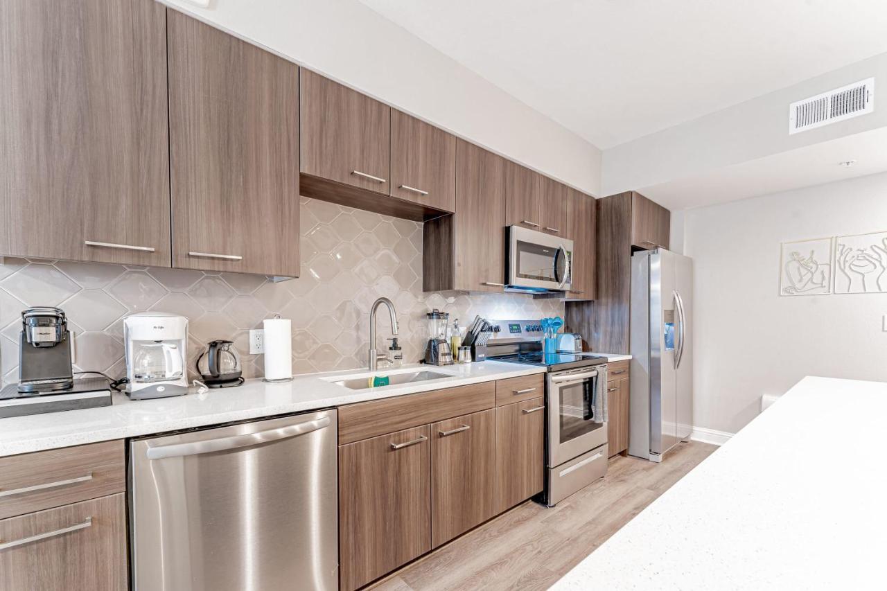 Upscale Modern Apts - Free Parking, Fast Wifi, Courtyard Apartamento Austin Exterior foto