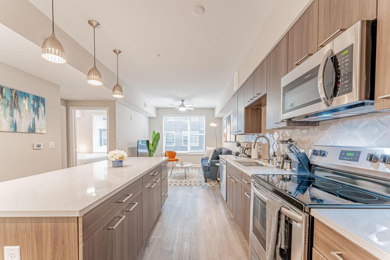 Upscale Modern Apts - Free Parking, Fast Wifi, Courtyard Apartamento Austin Exterior foto