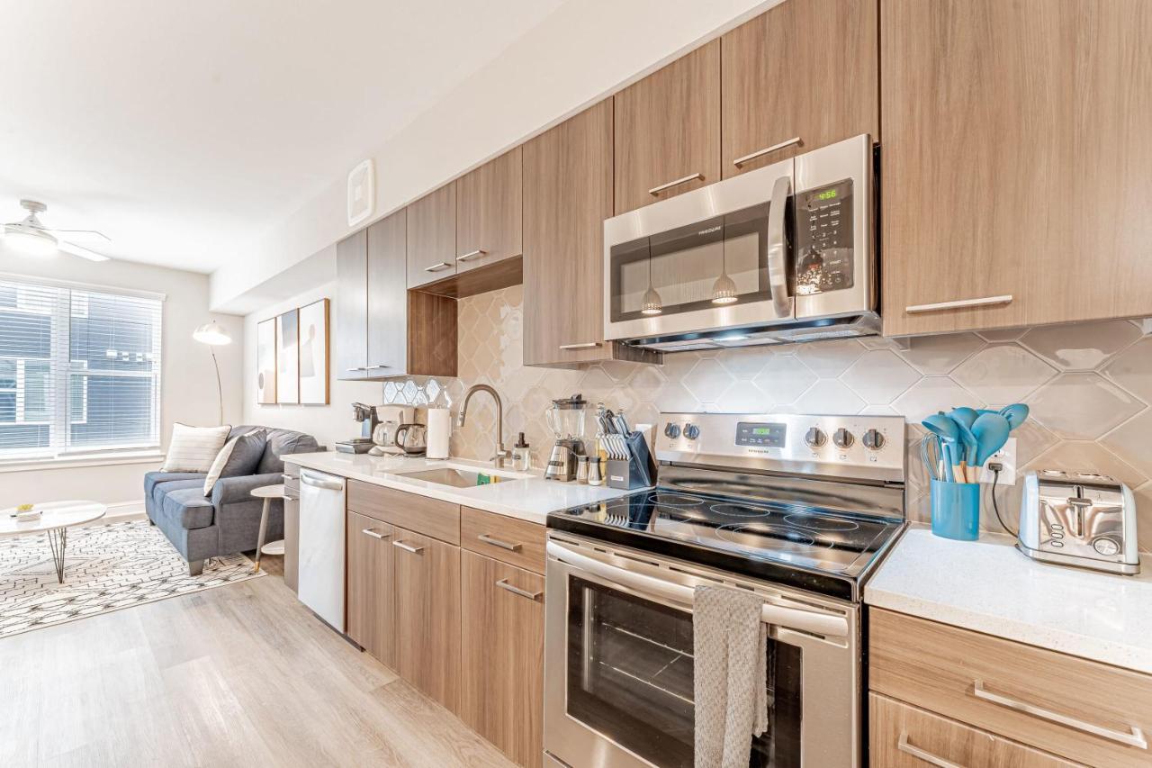 Upscale Modern Apts - Free Parking, Fast Wifi, Courtyard Apartamento Austin Exterior foto
