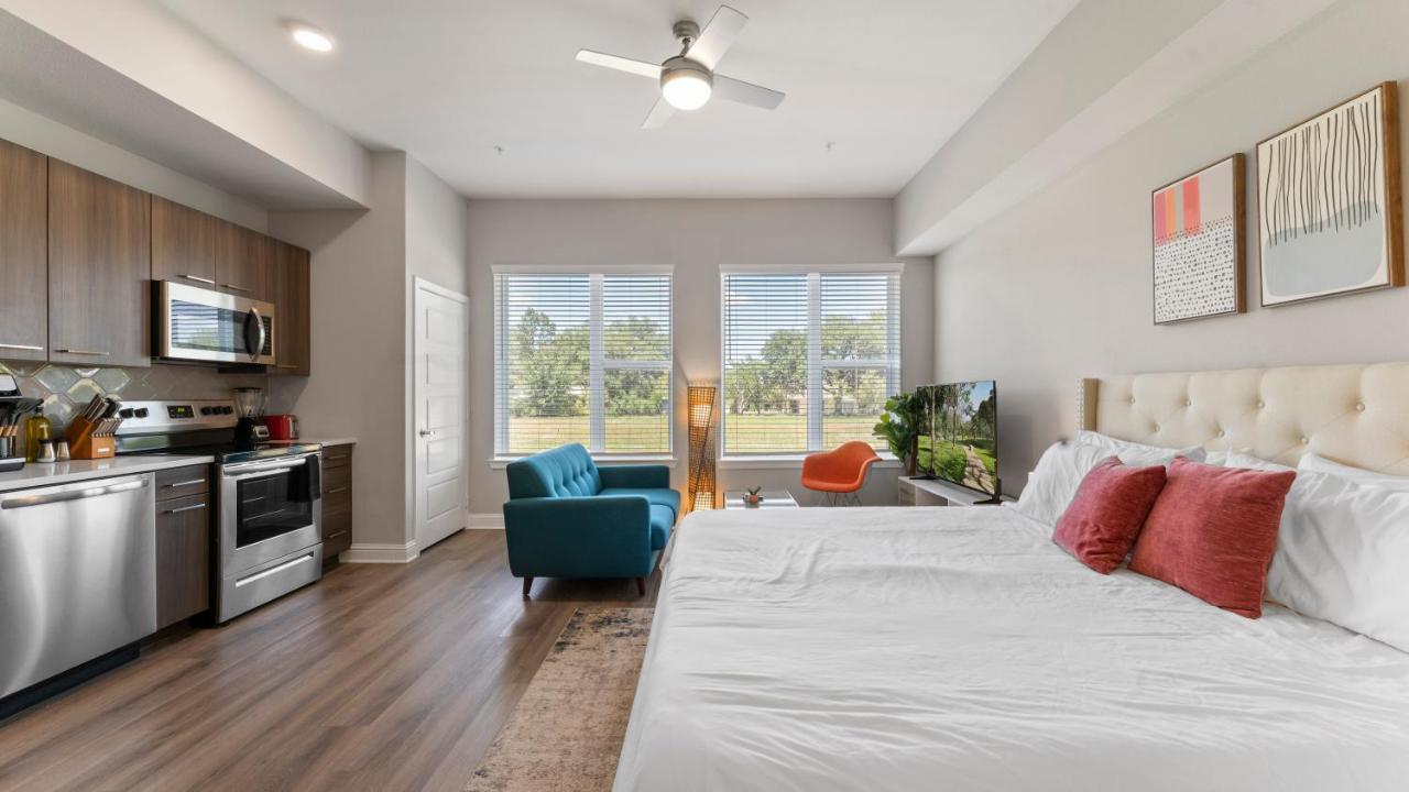Upscale Modern Apts - Free Parking, Fast Wifi, Courtyard Apartamento Austin Exterior foto